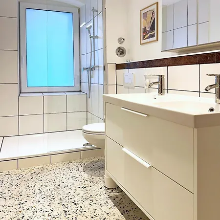 아파트 Siggi4 - 3-room For 5 - Near Main Station *